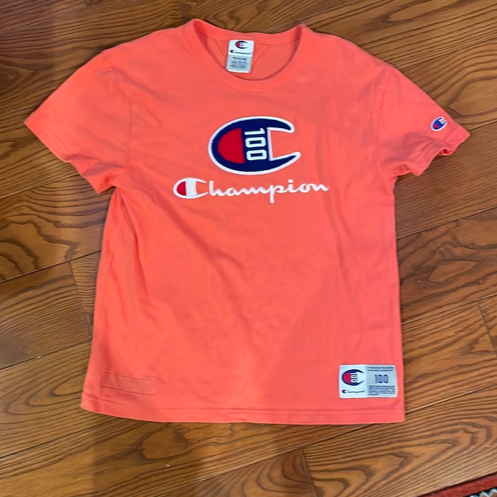 Champion T-shirt